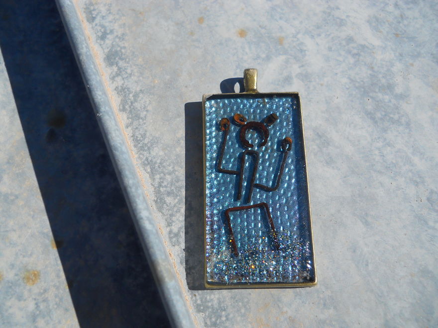 "Life After Discard," My Wife Takes Rusty Metal Bits And Trash From The Desert And Makes Upcycled Happy Jewelry