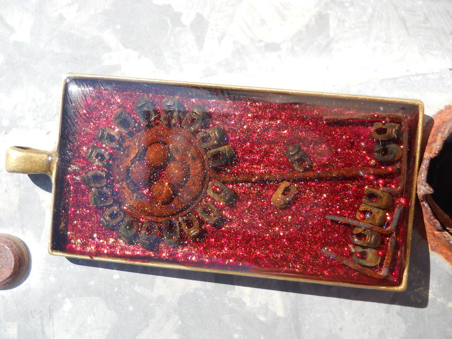 "Life After Discard," My Wife Takes Rusty Metal Bits And Trash From The Desert And Makes Upcycled Happy Jewelry