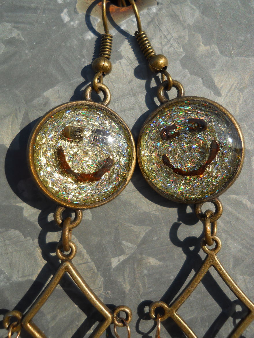 "Life After Discard," My Wife Takes Rusty Metal Bits And Trash From The Desert And Makes Upcycled Happy Jewelry