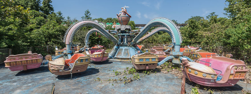 Abandoned Theme Park In Japan That I Visited During My Last Trip
