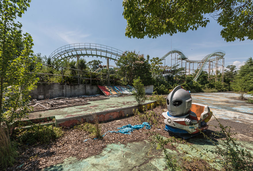 Abandoned Theme Park In Japan That I Visited During My Last Trip Abandoned Theme Park In Japan That I Visited During My Last Trip