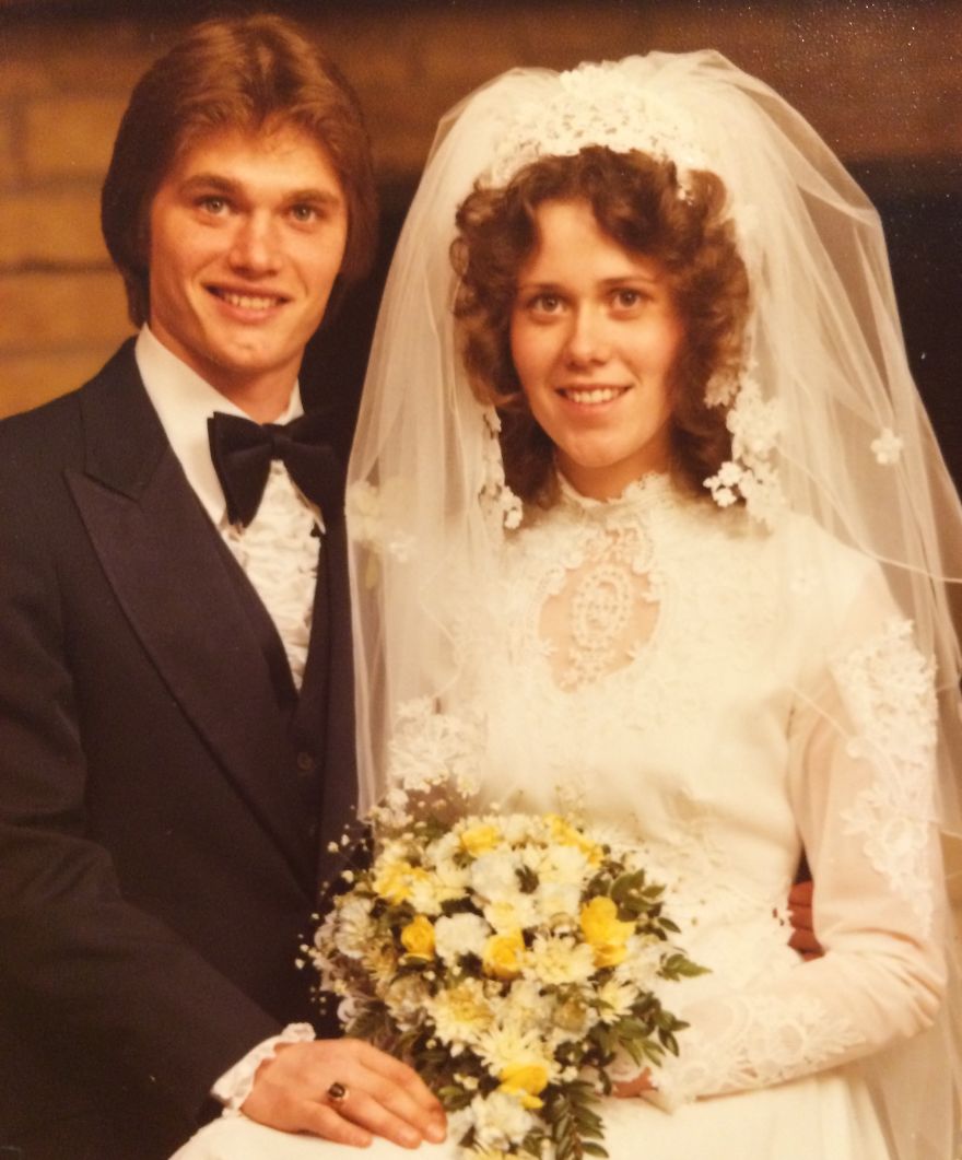 I Honored My Late Mother With A Photoshoot In Her Wedding Dress That We Thought Was Lost I Honored My Late Mother With A Photoshoot In Her Wedding Dress That We Thought Was Lost