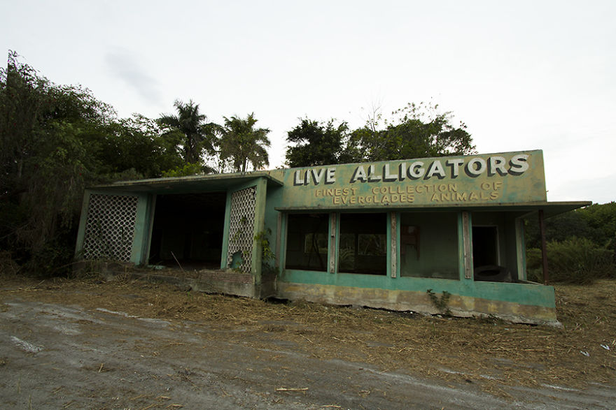 I Photograph Abandoned Structures And Let Them Shine One Last Time