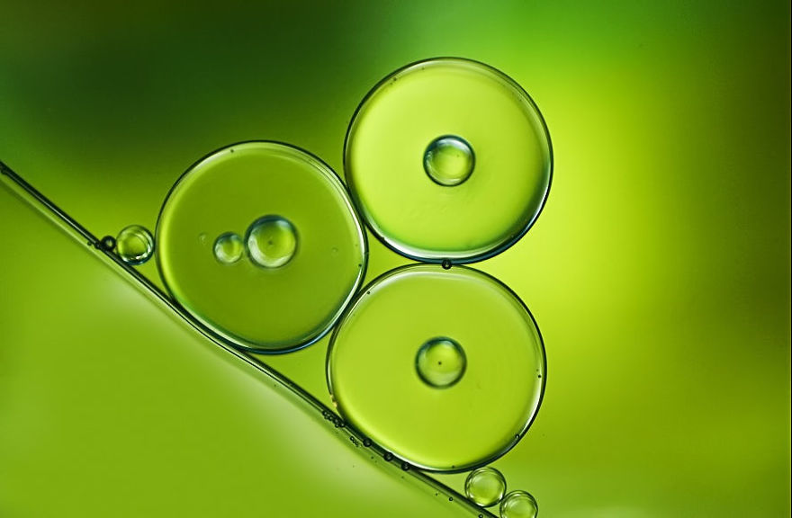 I Use Oil And Water To Photograph Abstract Drops I Use Oil And Water To Photograph Abstract Drops