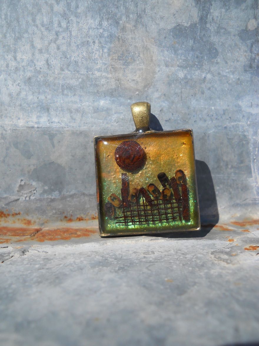 "Life After Discard," My Wife Takes Rusty Metal Bits And Trash From The Desert And Makes Upcycled Happy Jewelry "Life After Discard," My Wife Takes Rusty Metal Bits And Trash From The Desert And Makes Upcycled Happy Jewelry