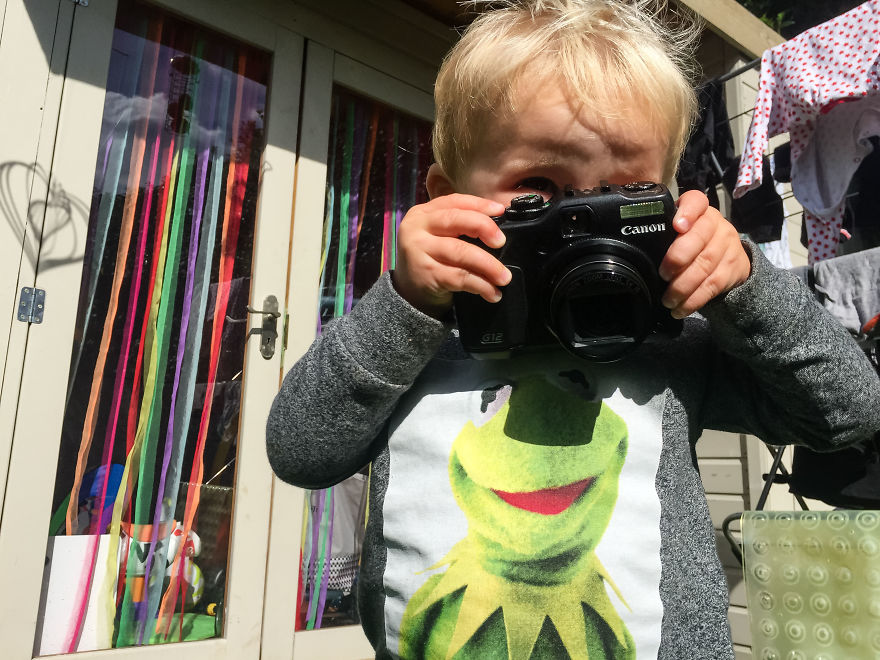 I Gave My 19-Month-Old Son My Old Canon G12: Here’s His POV I Gave My 19-Month-Old Son My Old Canon G12: Here’s His POV