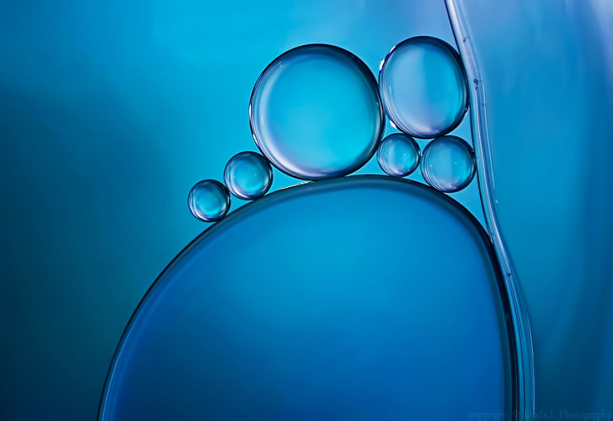 I Use Oil And Water To Photograph Abstract Drops I Use Oil And Water To Photograph Abstract Drops