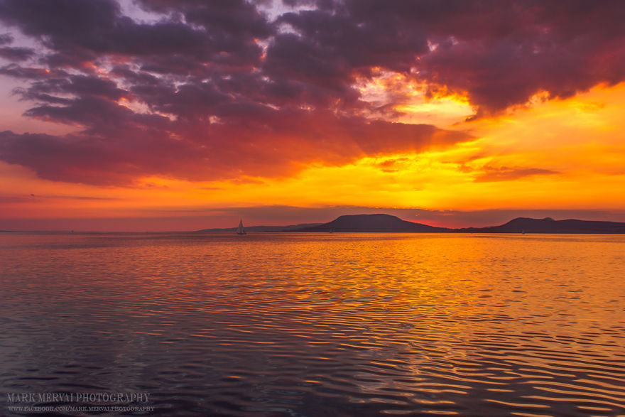 I Drove 1000km In 4 Days Around A Lake To Capture Pictures Of It For My Girlfriend