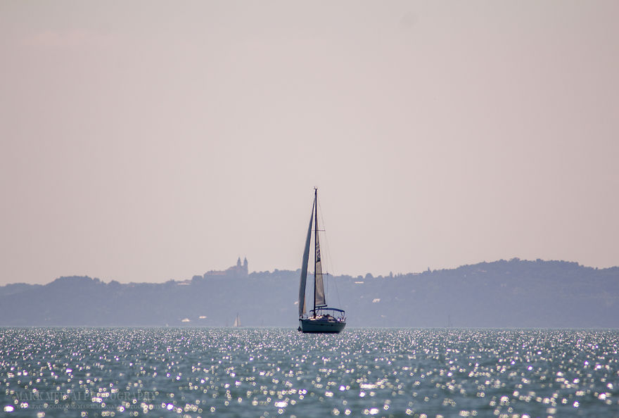 I Drove 1000km In 4 Days Around A Lake To Capture Pictures Of It For My Girlfriend
