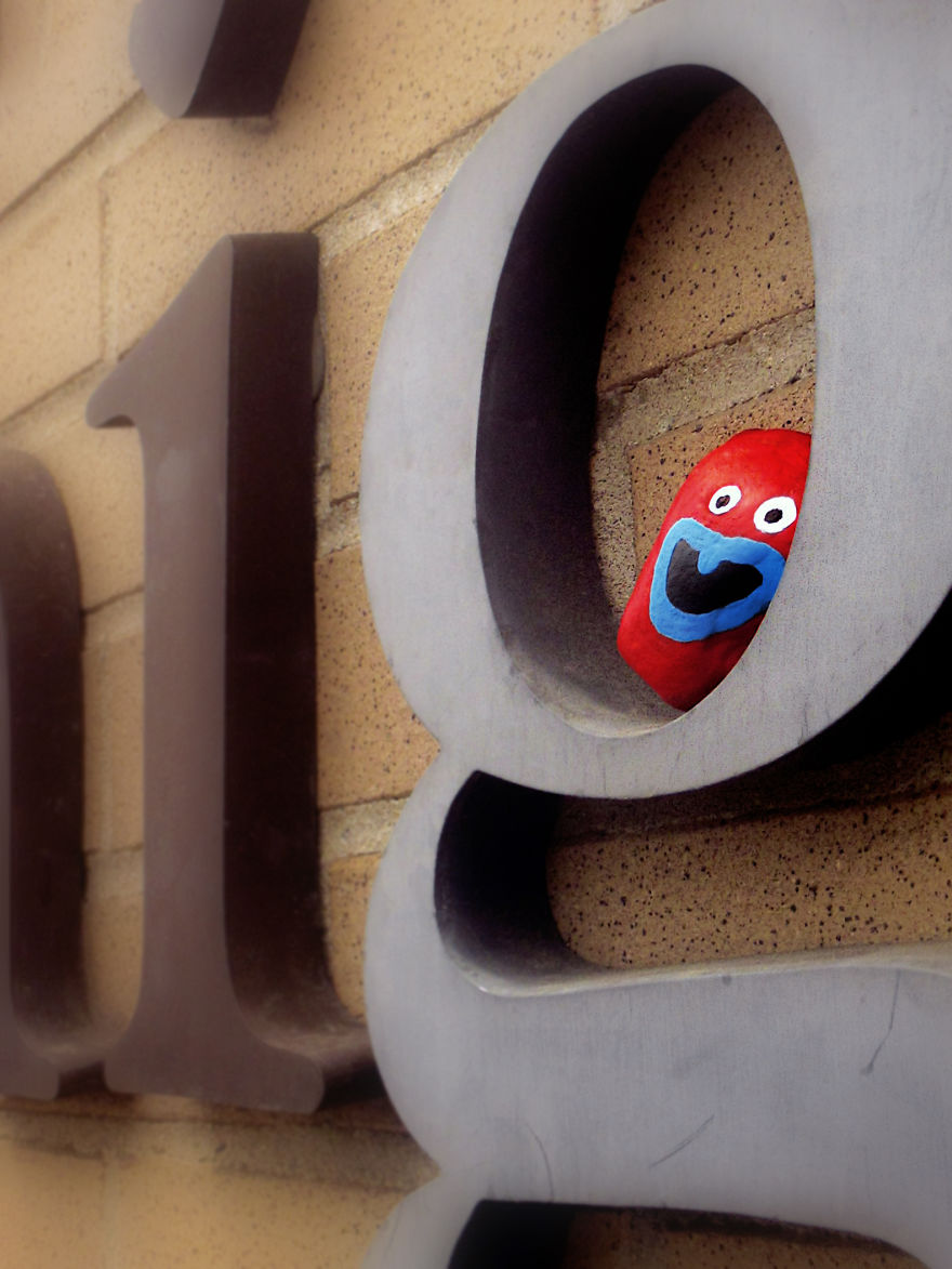My Kids And I Spent A Year Painting Over 1,000 Rocks And Hid Them For People To Spot And Photograph