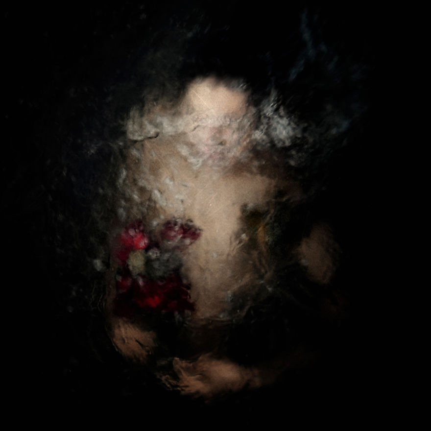 Young Photographer Creates Self-Portraits To Express The Feeling Of Solitude Young Photographer Creates Self-Portraits To Express The Feeling Of Solitude