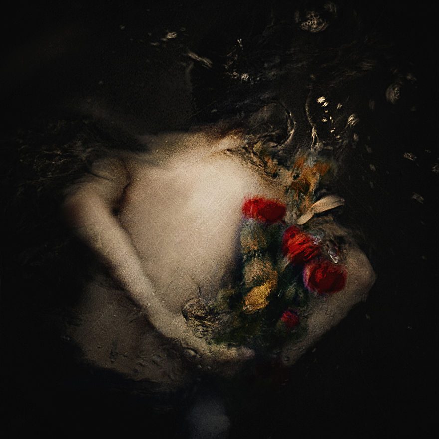 Young Photographer Creates Self-Portraits To Express The Feeling Of Solitude Young Photographer Creates Self-Portraits To Express The Feeling Of Solitude