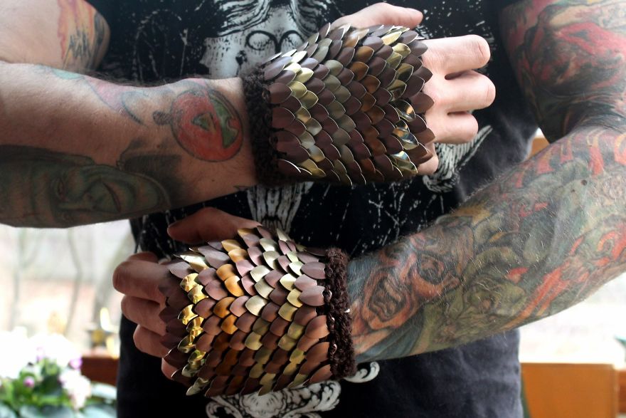 Fiber Artist Knits Aluminum Scales Into Wearable Art