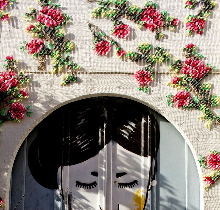 floral-cross-stitch-street-installations-raquel-rodrigo -10
