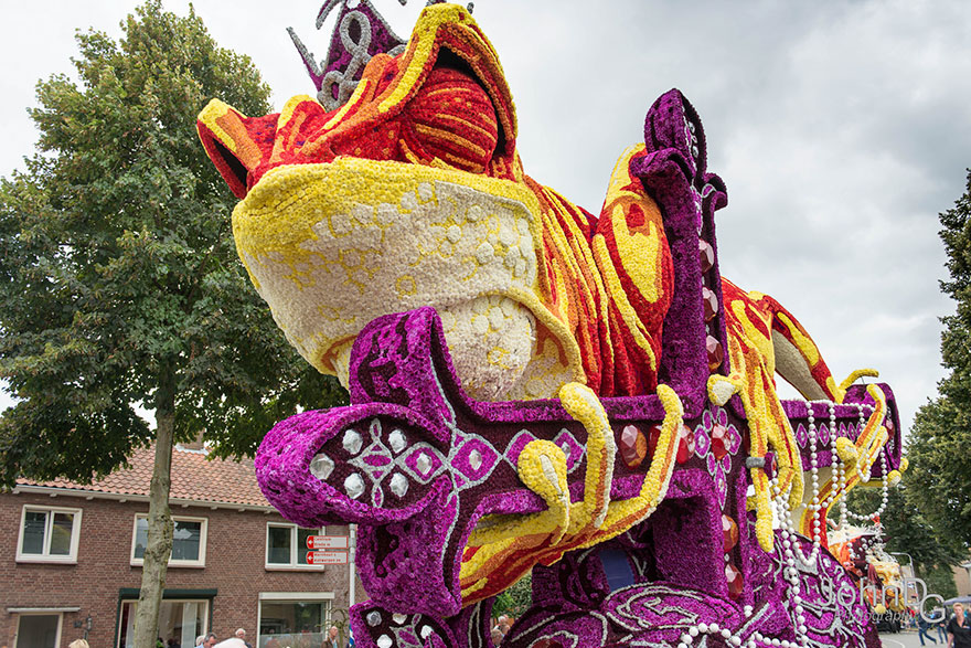 flower-sculpture-parade-corso-zundert-2016-netherlands-28 flower-sculpture-parade-corso-zundert-2016-netherlands-28