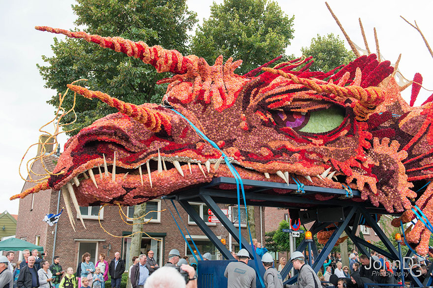 flower-sculpture-parade-corso-zundert-2016-netherlands-42 flower-sculpture-parade-corso-zundert-2016-netherlands-42
