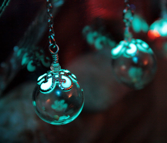 glow-in-the-dark-bookmarks-manon-richard-14 glow-in-the-dark-bookmarks-manon-richard-14