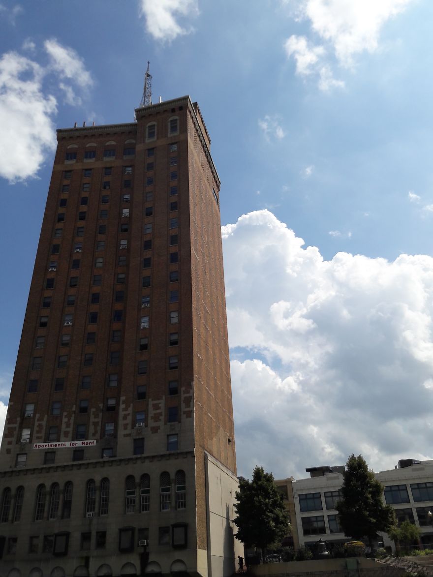 I Walk Every Weekend In My City's Downtown To Enjoy The Weather And Snap A Couple Pics Or Two