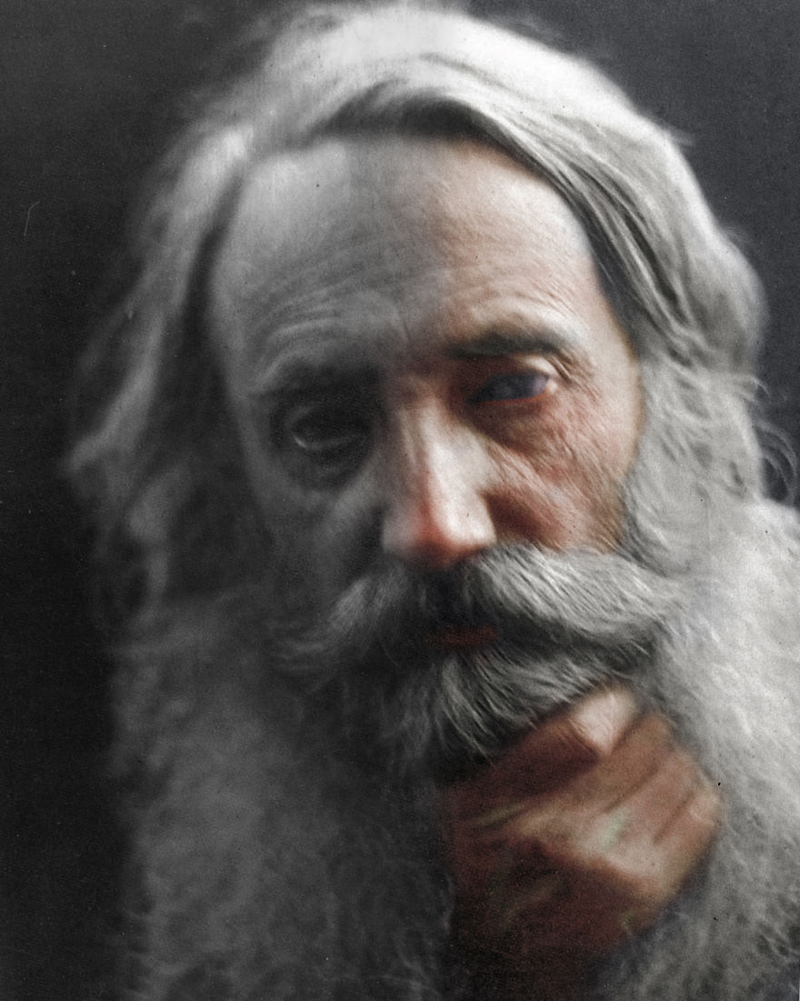 I Am Bringing The Past To Life