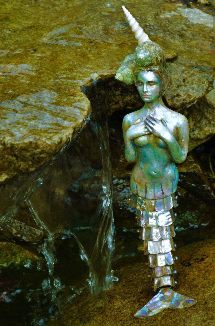 Driftwood-spirit-sculptures-debra-bernier