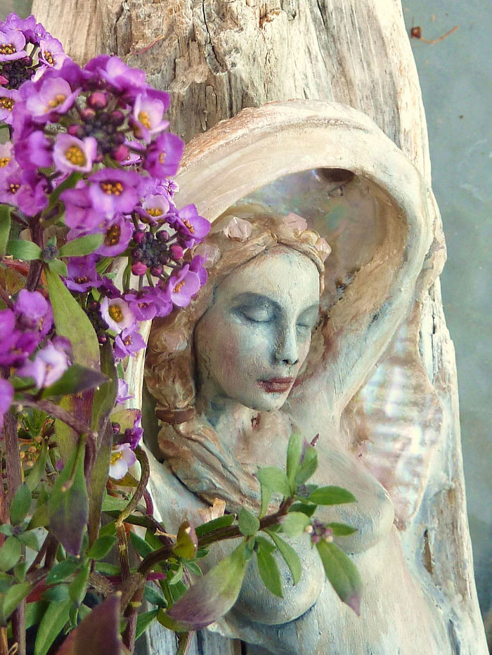 Driftwood-spirit-sculptures-debra-bernier