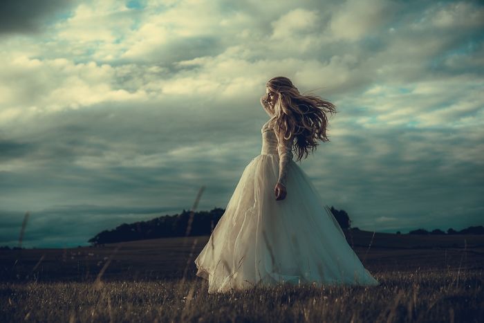 I Shoots Models In Creepy Old Wedding Dresses.
