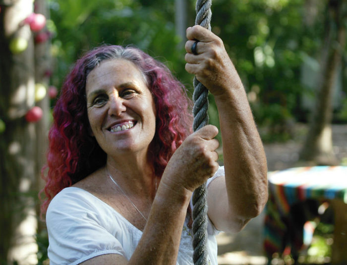 I Am Trying To Help This Lady To Save Her Tree House I Am Trying To Help This Lady To Save Her Tree House