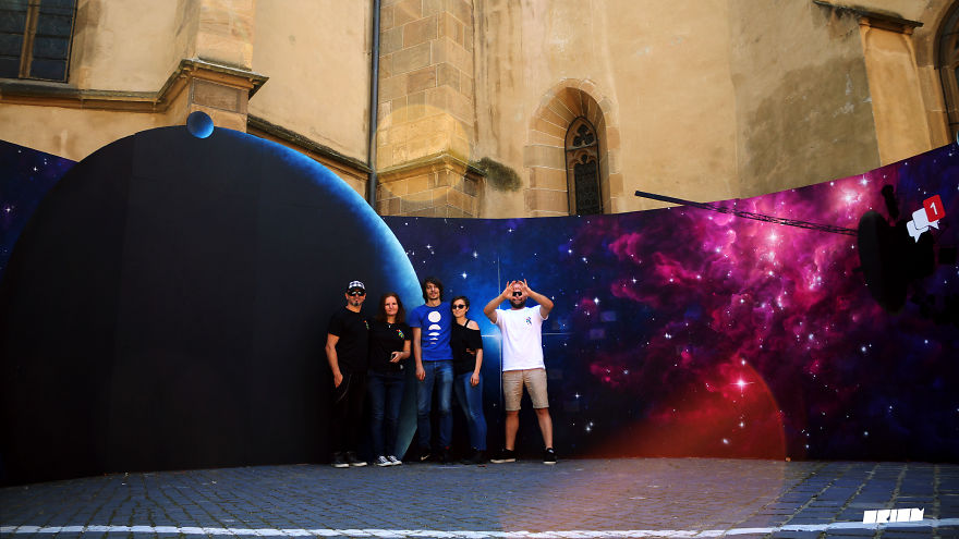 I Painted A 180° Panoramic Mural As A Tribute Celebrating The 39th Anniversary Of Nasa's Voyager 1 Spacecraft