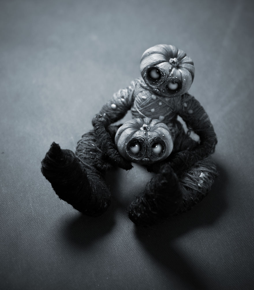 We Made Creepy Pumpkins And Scarecrows For Halloween