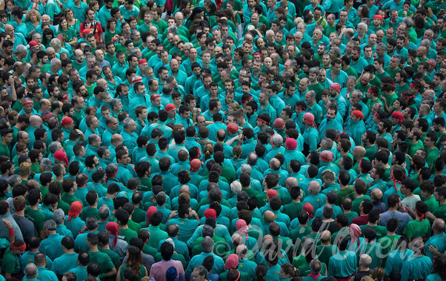 I Photographed Incredible Human Towers In Spain I Photographed Incredible Human Towers In Spain