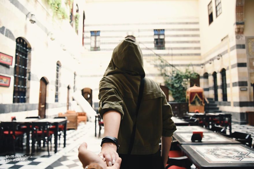 Syrian Photographer Takes Amazing Emotional Photos For Syria