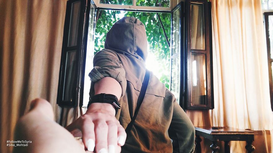 Syrian Photographer Takes Amazing Emotional Photos For Syria Syrian Photographer Takes Amazing Emotional Photos For Syria