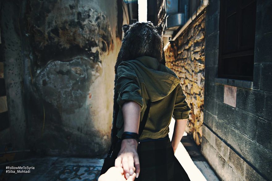Syrian Photographer Takes Amazing Emotional Photos For Syria Syrian Photographer Takes Amazing Emotional Photos For Syria