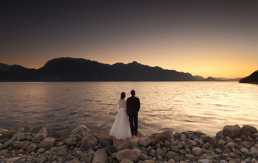 I Photographed My Wife In Her Wedding Dress During Our 45-Day Trip In The Most Beautiful Places In Norway