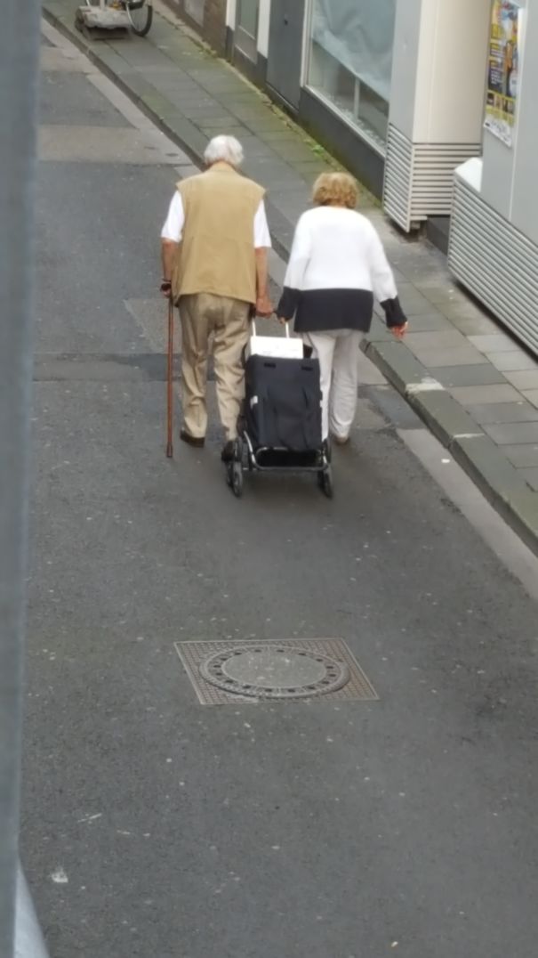 Couldn't Resist To Wish Have A Love Like This.