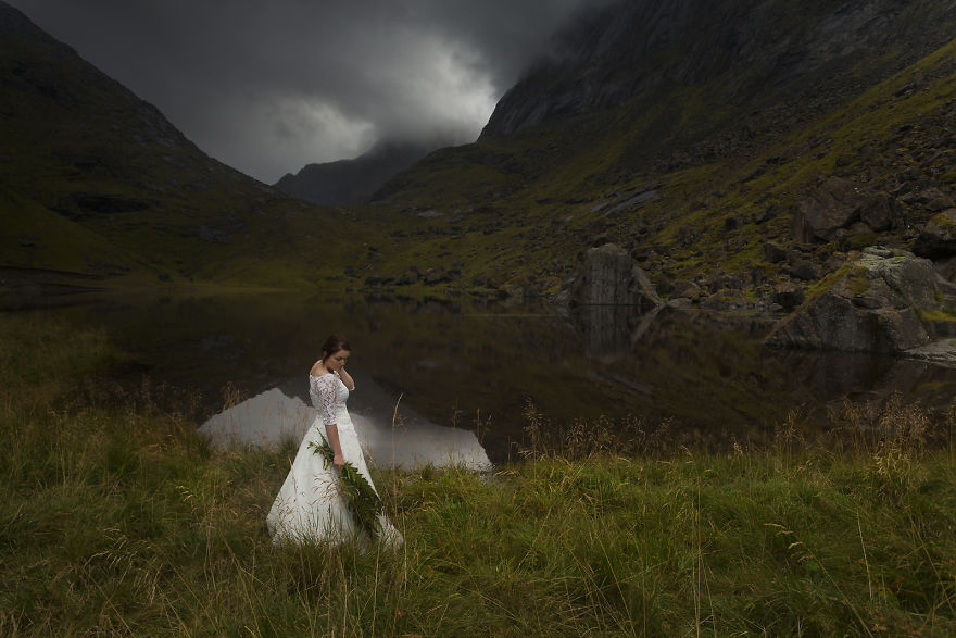 I Photographed My Wife In Her Wedding Dress During Our 45-Day Trip In The Most Beautiful Places In Norway I Photographed My Wife In Her Wedding Dress During Our 45-Day Trip In The Most Beautiful Places In Norway