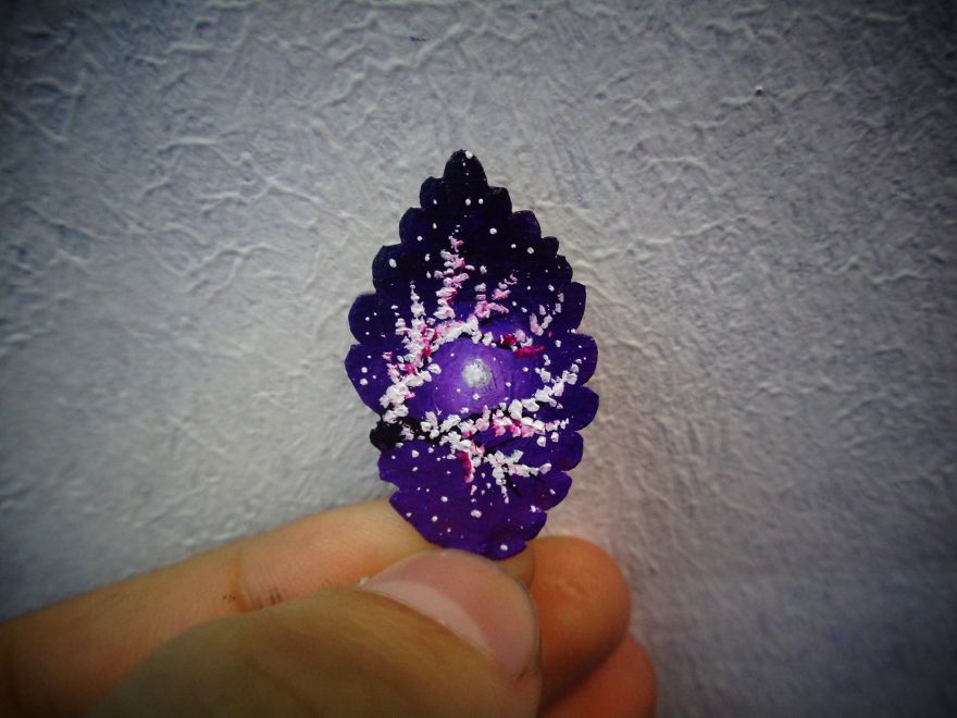 "24 Fallen Leaves" - An Out-of-this-world Art Project Created With The Love Of Two Georgian Artists