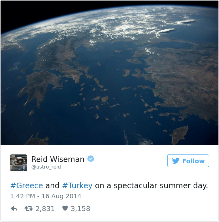 Astronaut Tweets