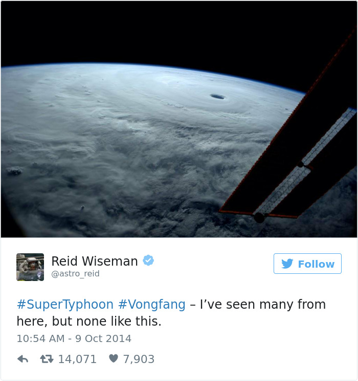 Astronaut Tweets
