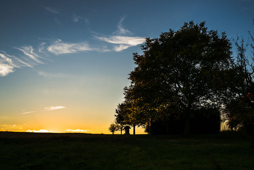 Beautiful Sunset Light And An Amazing Scenery Are Perfect Ingredients For Lovely Photographs Beautiful Sunset Light And An Amazing Scenery Are Perfect Ingredients For Lovely Photographs