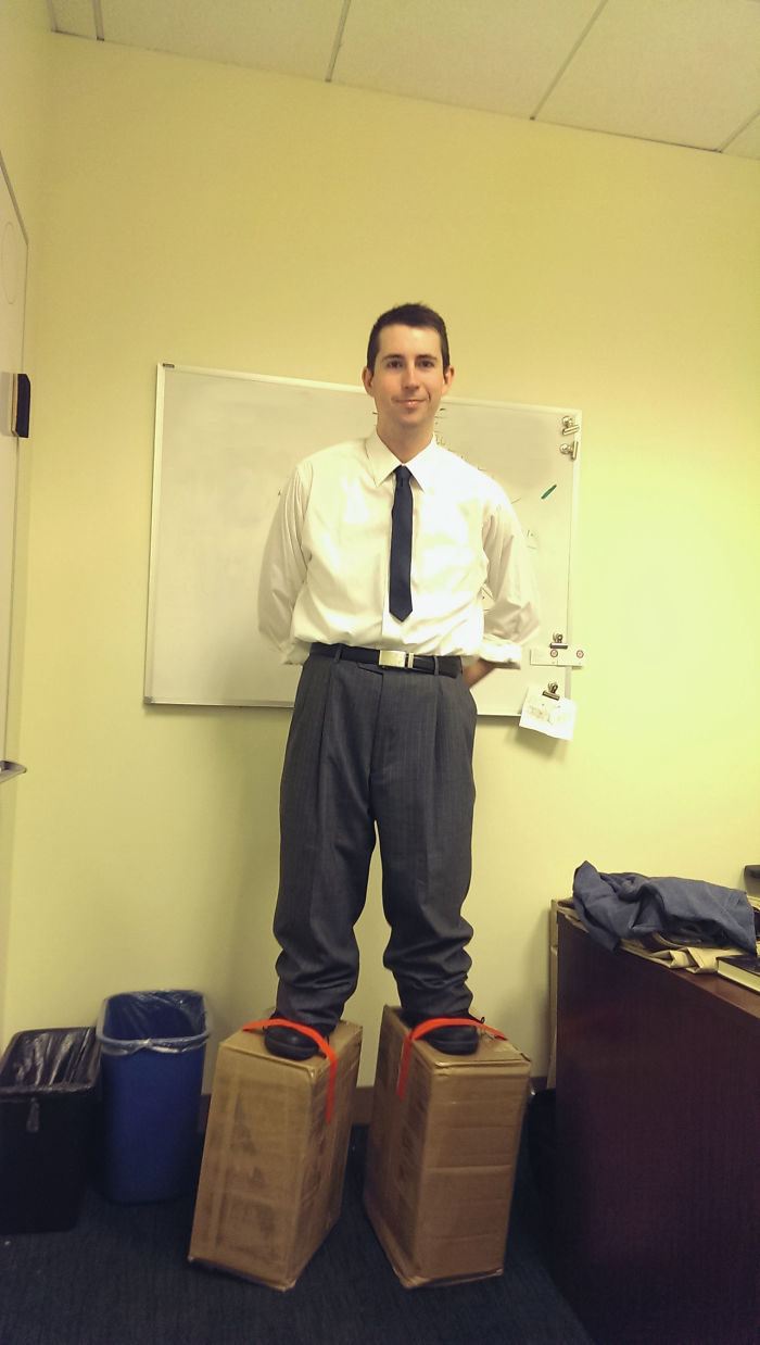 I'm 66" And I Like To Blow Coworkers' Minds For Halloween