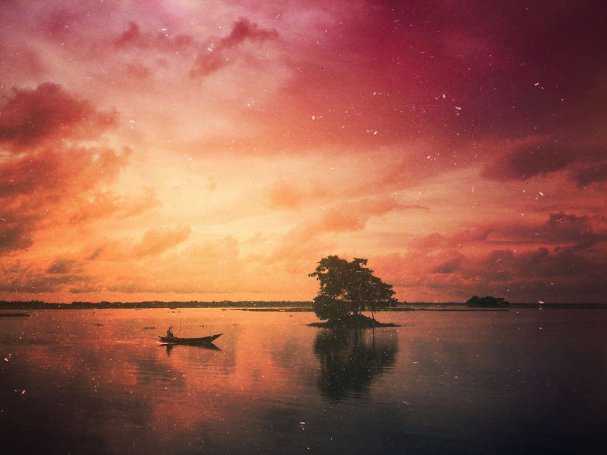 Excerpt Of Everyday: My Photography Journey With Iphone 4