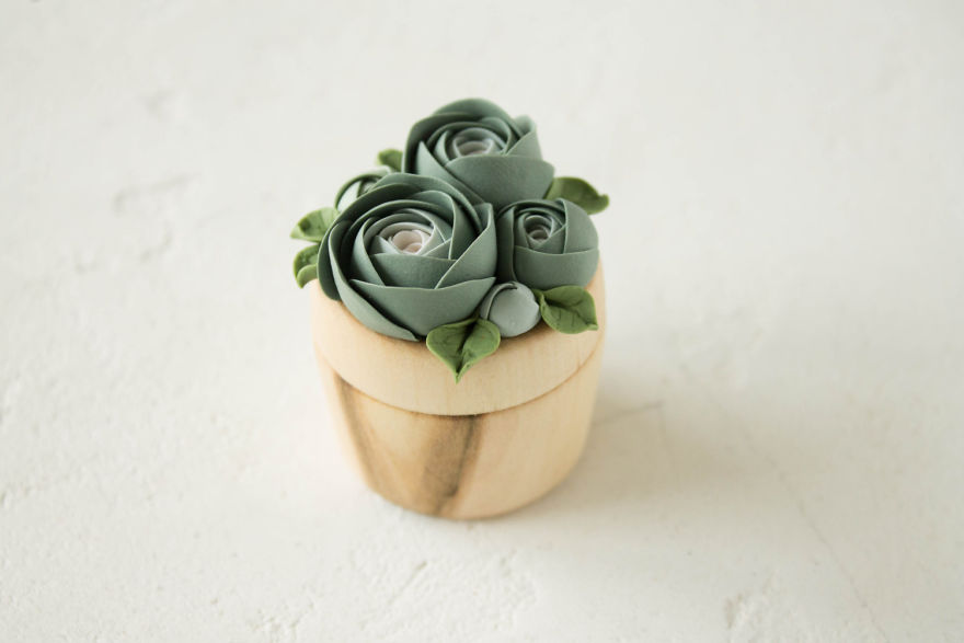 I Created A Beautiful Home Decor Using Wood And Snail Shells