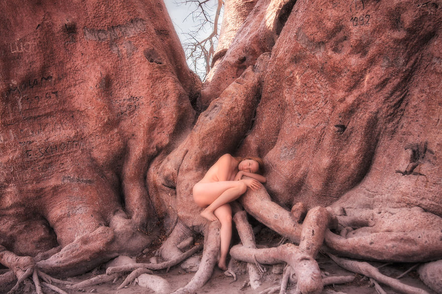 I Photograph Myself Naked With Trees To Show That We Are Nature