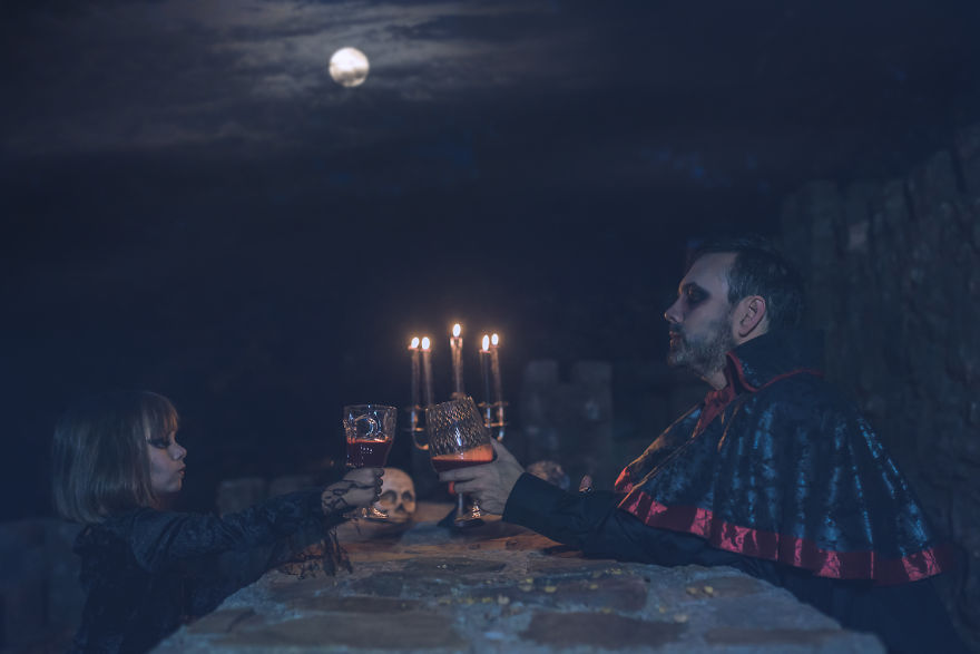 I Take Pictures Of My Husband And Daughter Dressed Up For A Spooky Halloween I Take Pictures Of My Husband And Daughter Dressed Up For A Spooky Halloween