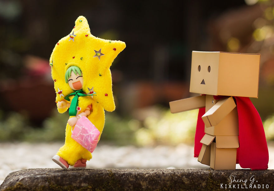 Cute Halloween-Themed Photoshoot Of Toys