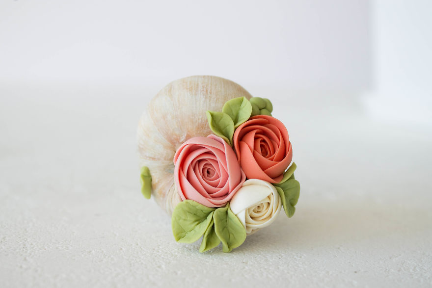 I Created A Beautiful Home Decor Using Wood And Snail Shells