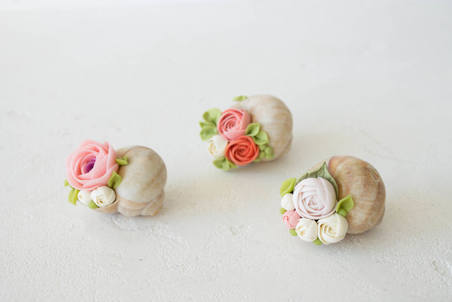 I Created A Beautiful Home Decor Using Wood And Snail Shells