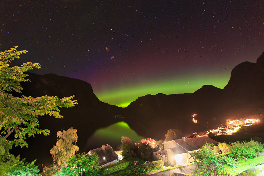 I Captured Weird UFO-Looking Object In The Nordic Sky I Captured Weird UFO-Looking Object In The Nordic Sky