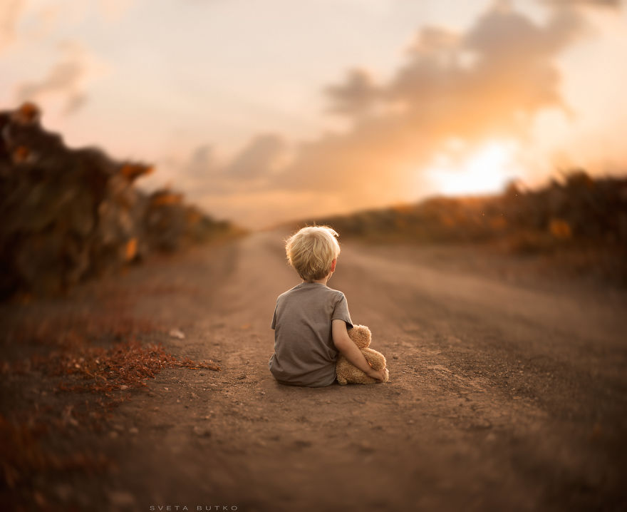 Russian Mother Takes Fairytale-Like Pictures Of Children